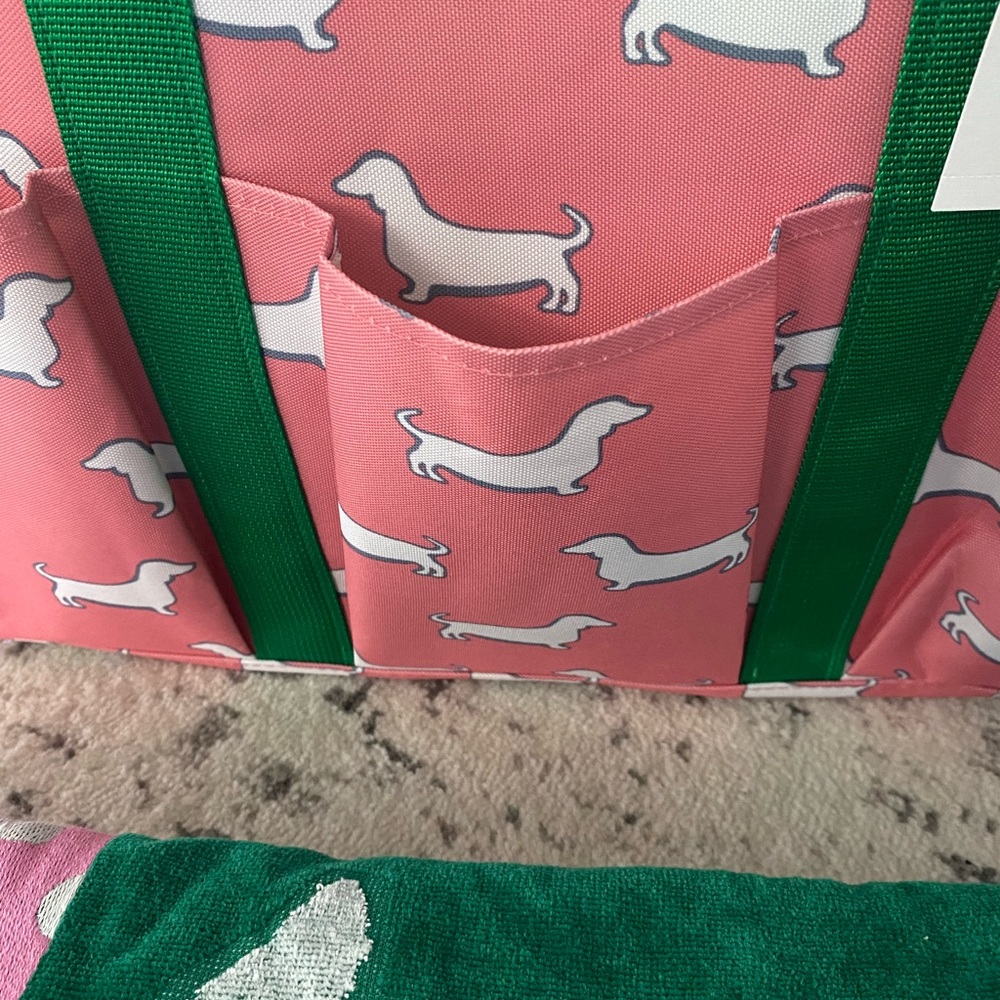 NWT Pink & Green Dachshund Dog Travel Beach Swim Tote Bag & Matching Towel Set - Picture 2 of 7